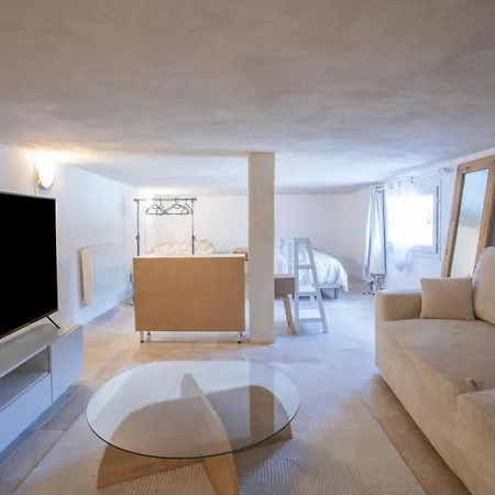 La Au Bastidon Holiday home *